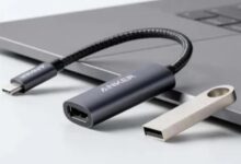 Right USB-C to HDMI C