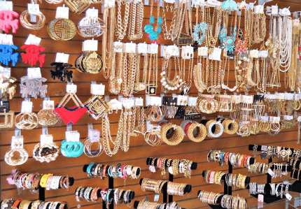 Best Wholesale Products to Resell Online and In Stores From Kole Imports